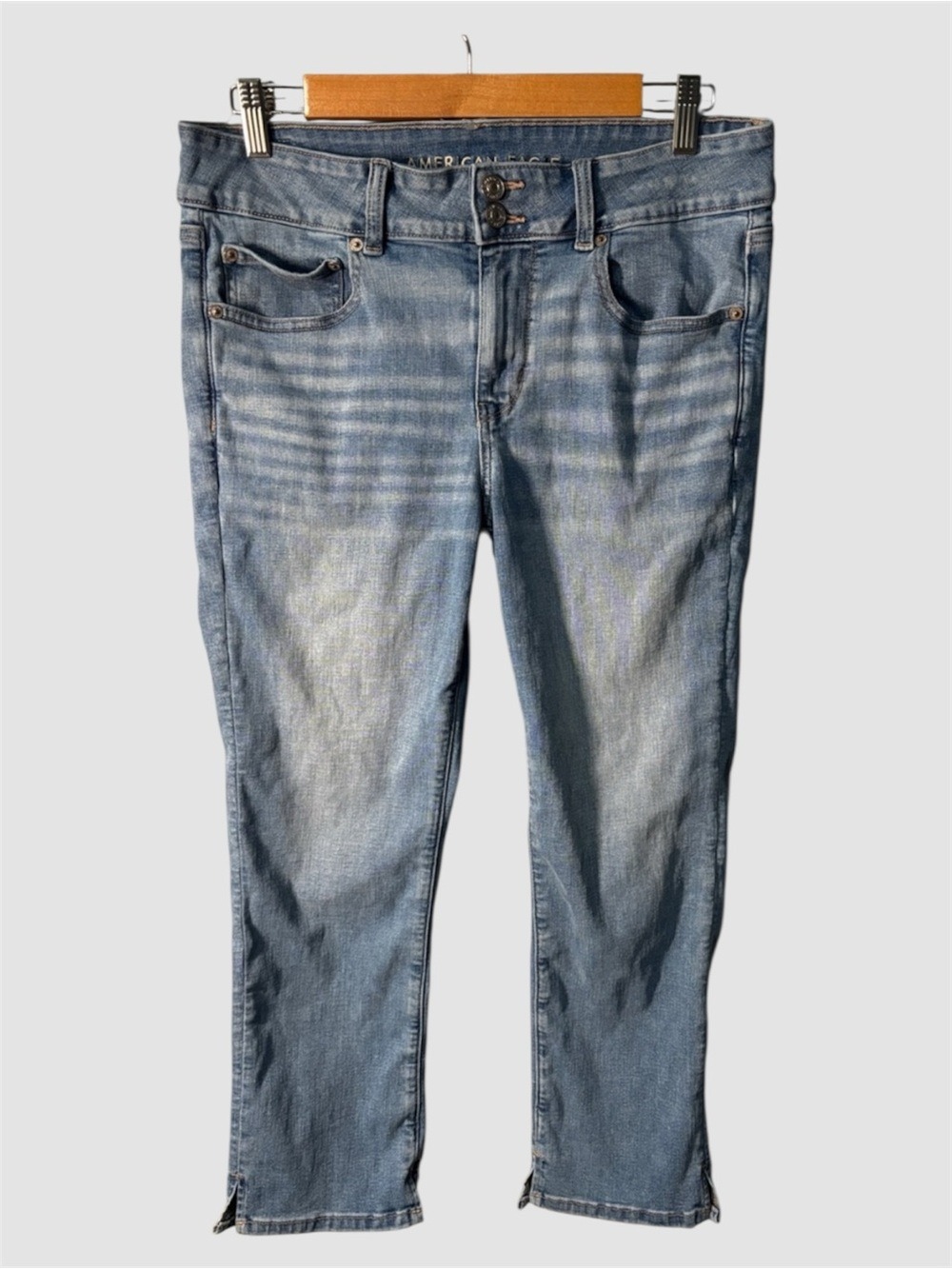 American Eagle Outfitters Jeans Women's Size 12 Long 12L Light Blue Artist Crop